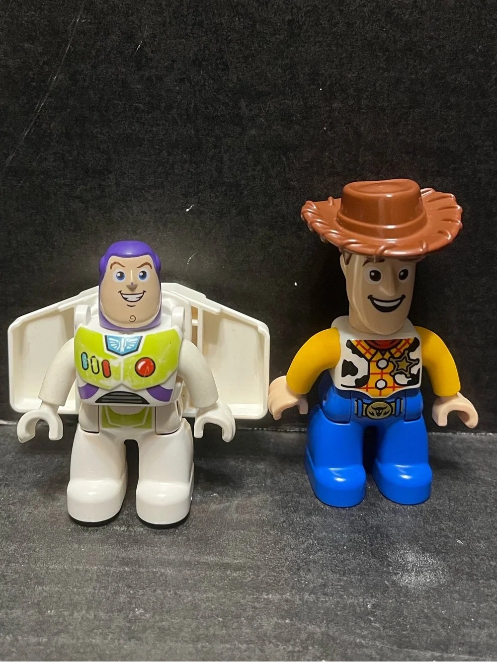 LEGO 10894 Duplo Disney Toy Story Buzz Lightyear and Woody Mini Figures